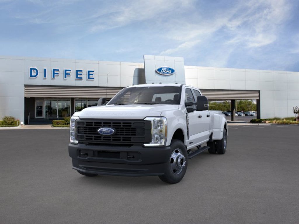 New 2026 Ford Super Duty F-350 XL Truck Crew Cab