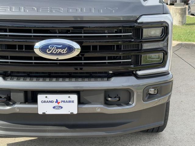 2026 Ford F-250 Super Duty Platinum - Photo 39