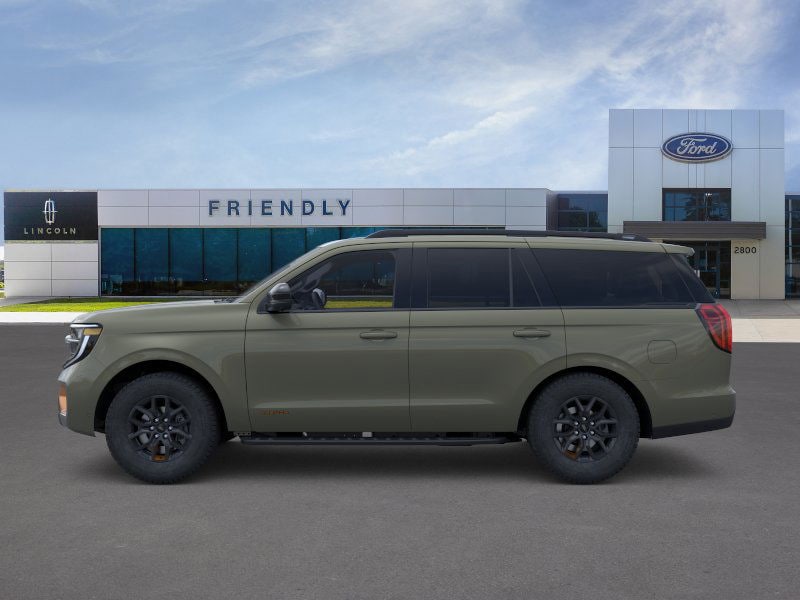 2025 Ford Expedition photo 3