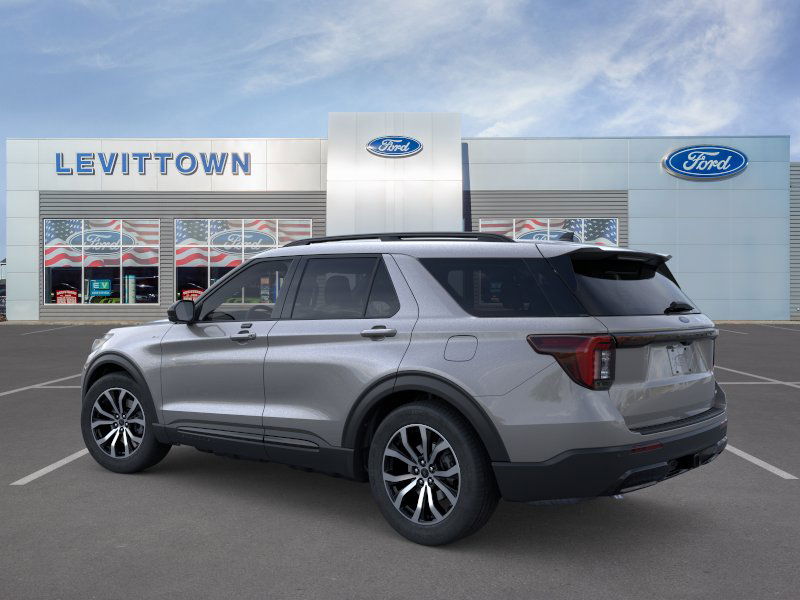 2026 Ford Explorer ST-Line photo 3