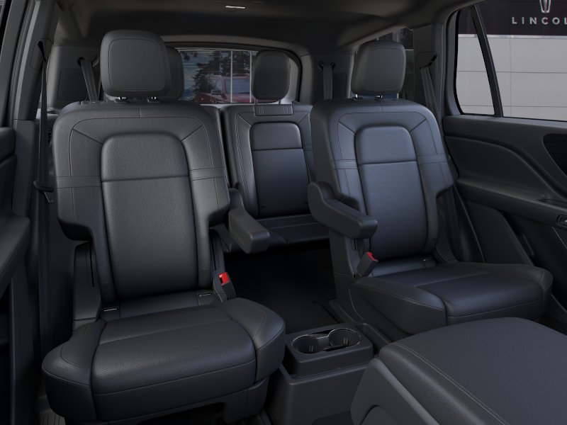 Thumbnail: 2026 Lincoln Aviator - 41
