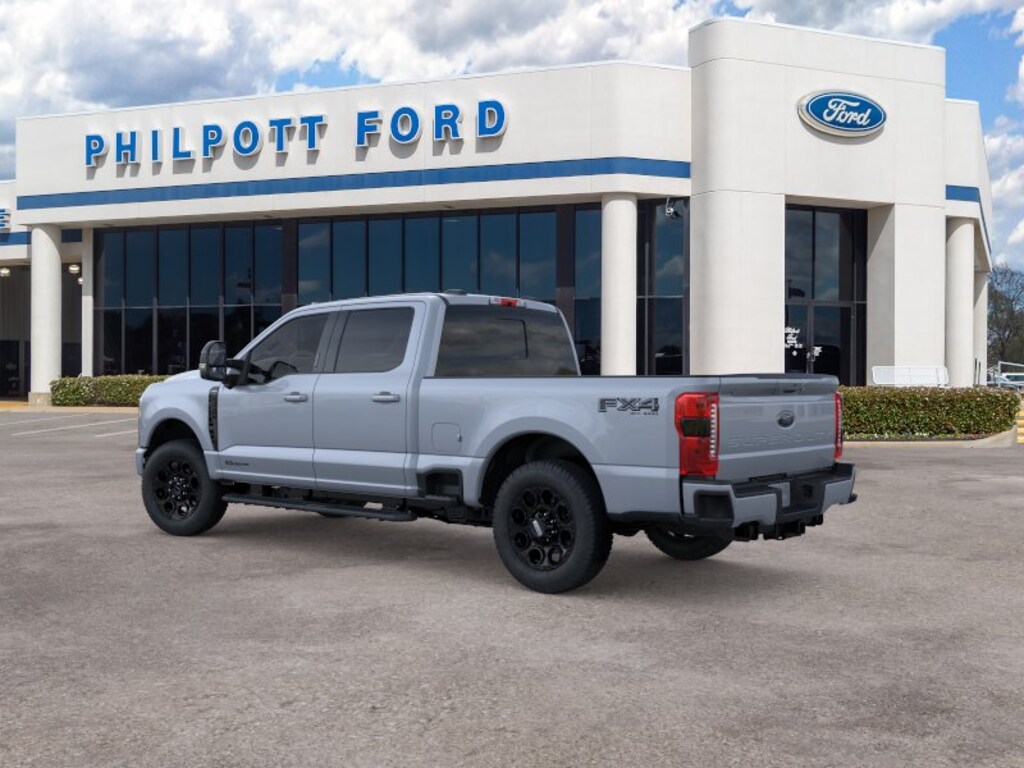 New 2026 Ford F-250 LARIAT Truck Crew Cab