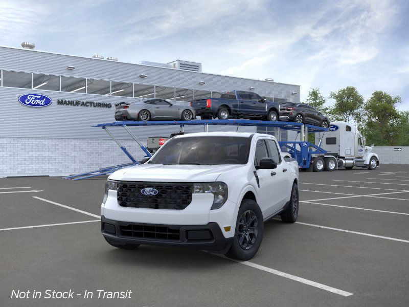2025 Ford Maverick XLT photo 2