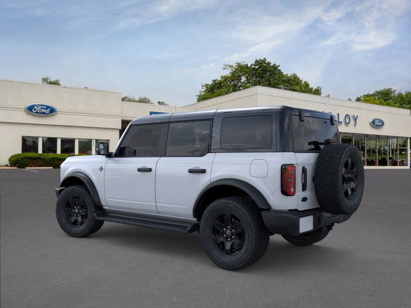 2025 Ford Bronco Outer Banks photo 4