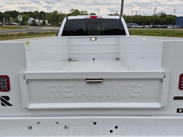 2026 Ford Super Duty F-350 SRW Chassis Cab F-350&reg; XL 4WD Crew Cab 179 WB 60 CA