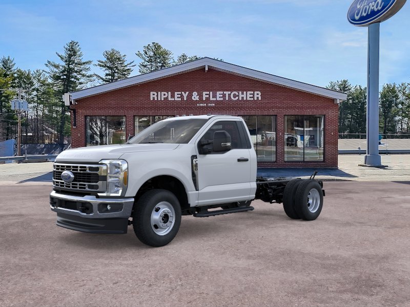 2026 Ford F-350 Super Duty Chassis Cab