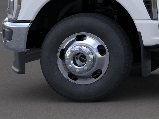 Thumbnail: 2024 Ford Econoline - 50