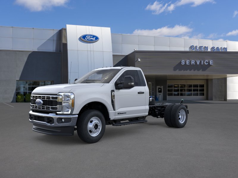 2025 Ford F-350 Super Duty Chassis Cab XL - Photo 23
