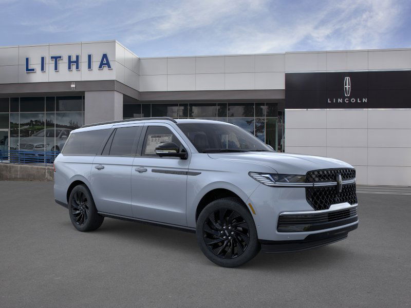 Thumbnail: 2026 Lincoln Navigator L - 37