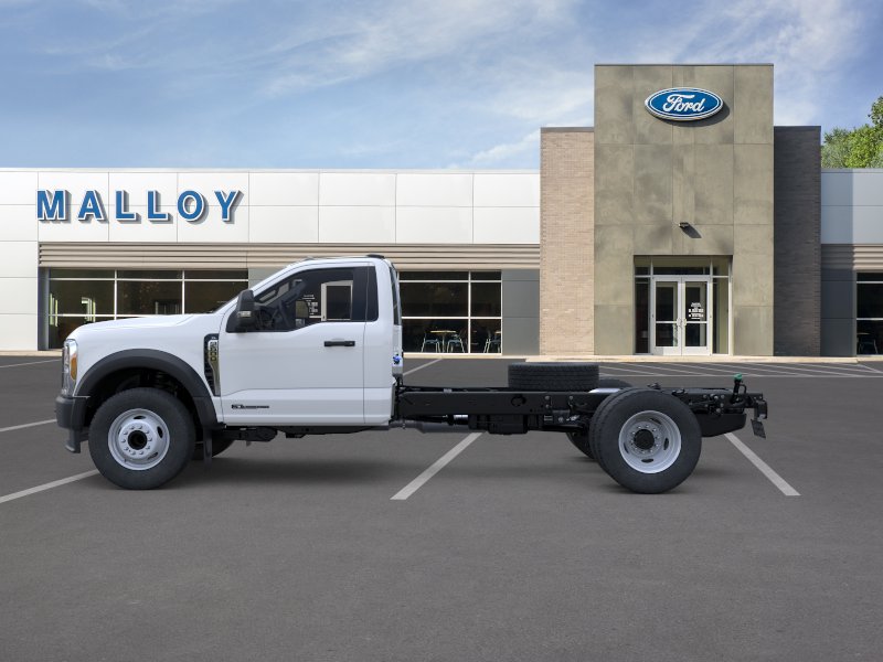 2025 Ford F-600 Super Duty Chassis Cab XL - Photo 28