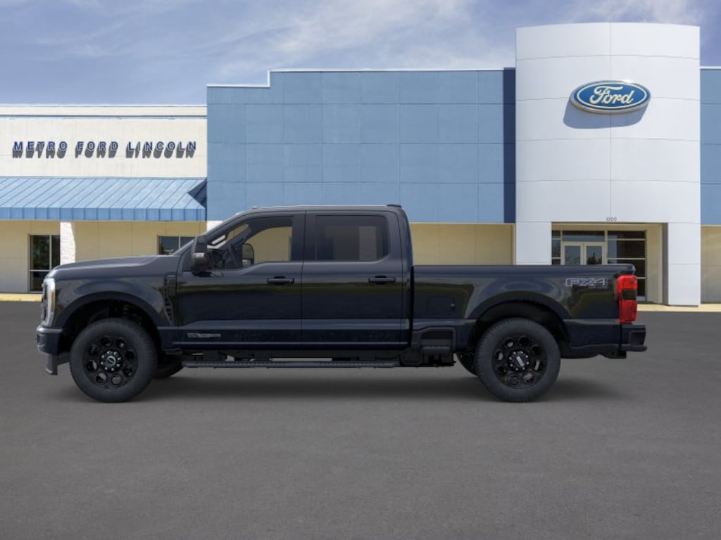New 2026 Ford F-250 Lariat Crew Cab