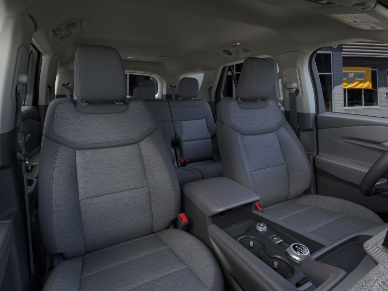 2025 Ford Explorer photo 9