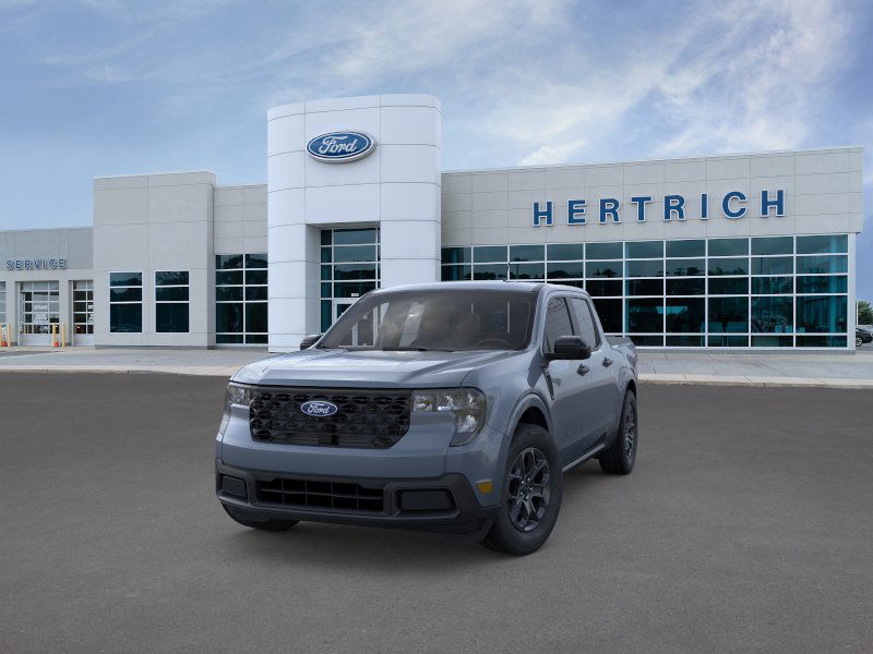 2025 Ford Maverick XLT photo 2