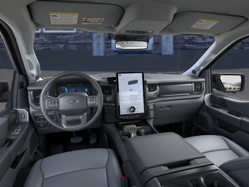 2025 Ford F-150 Lightning Flash - Photo 52