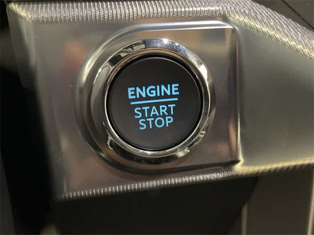 2025 Ford F-150 Lariat 43