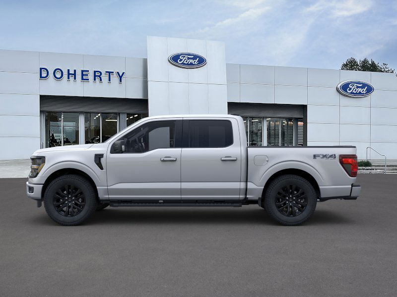 2025 Ford F-150 XLT photo 3