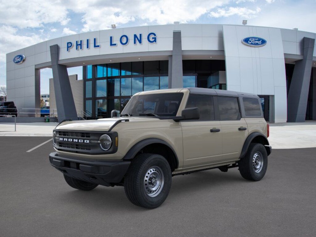New 2025 Ford Bronco Base SUV