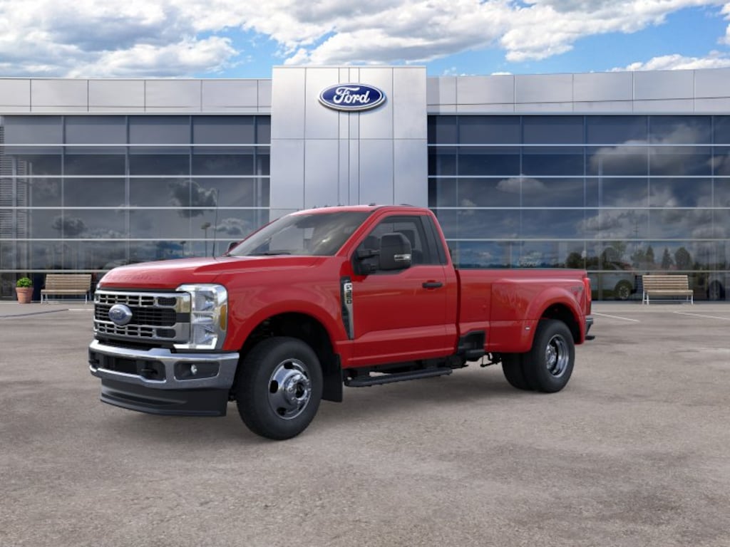 New 2026 Ford Super Duty F-350® XLT TRUCK