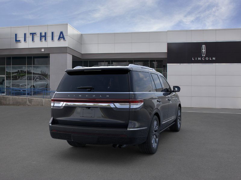 Thumbnail: 2024 Lincoln Navigator - 38