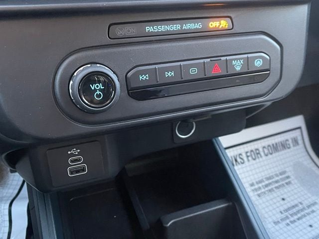 2025 Ford Maverick XL - Photo 61