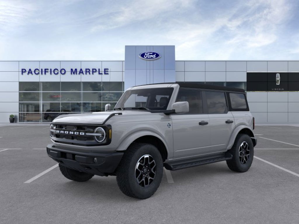 New 2026 Ford Bronco Outer Banks SUV