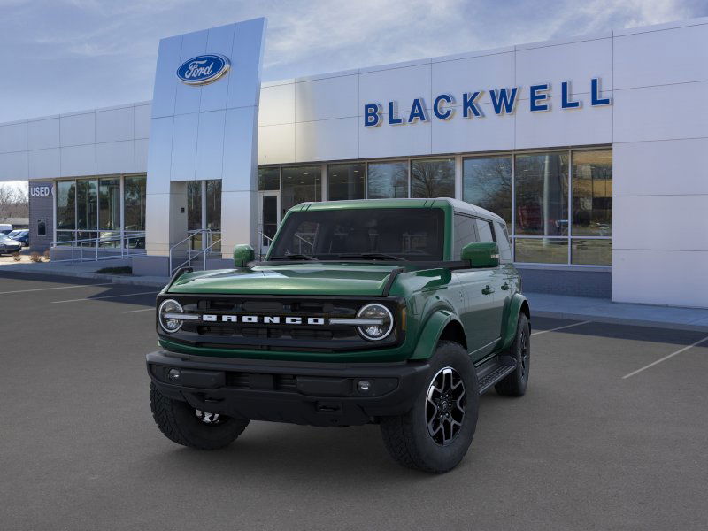 2025 Ford Bronco Outer Banks photo 2