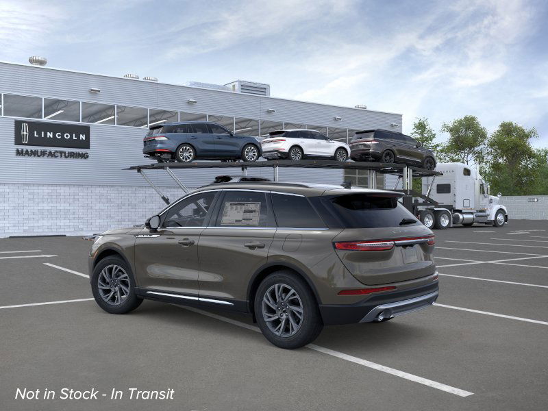 2026 Lincoln Corsair Premiere photo 4