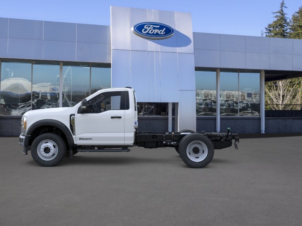New 2025 Ford F-450 Chassis XL DRW Truck Regular Cab