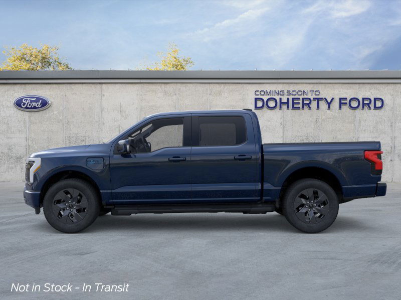2025 Ford F-150 Lightning Lariat photo 2