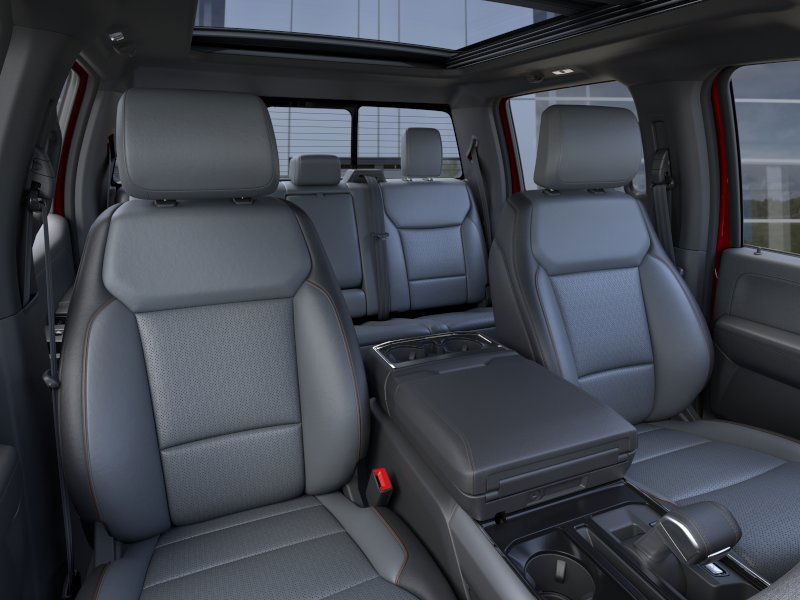 2025 Ford F-150 Lightning Lariat photo 12