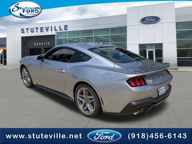 2025 Ford Mustang GT Fastback - Photo 8