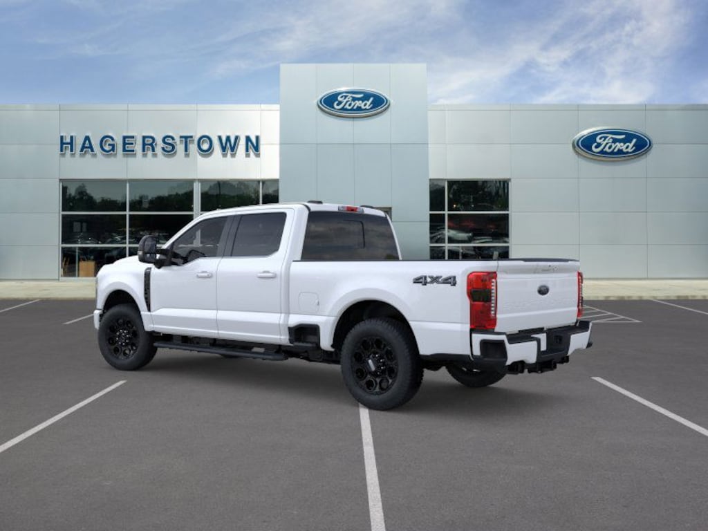 New 2026 Ford F-350 Lariat Truck Crew Cab