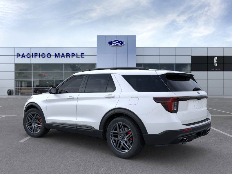 2025 Ford Explorer ST photo 4