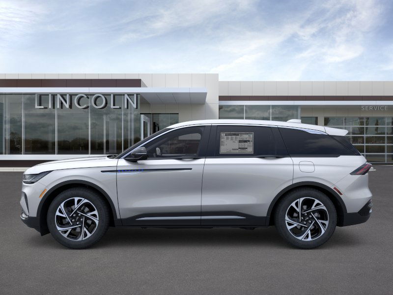 2025 Lincoln Nautilus Premiere photo 3