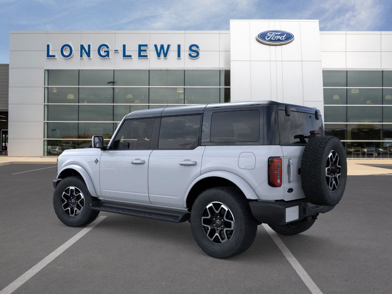 2025 Ford Bronco Outer Banks photo 4