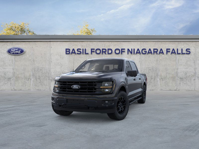 2025 Ford F-150 XLT photo 2