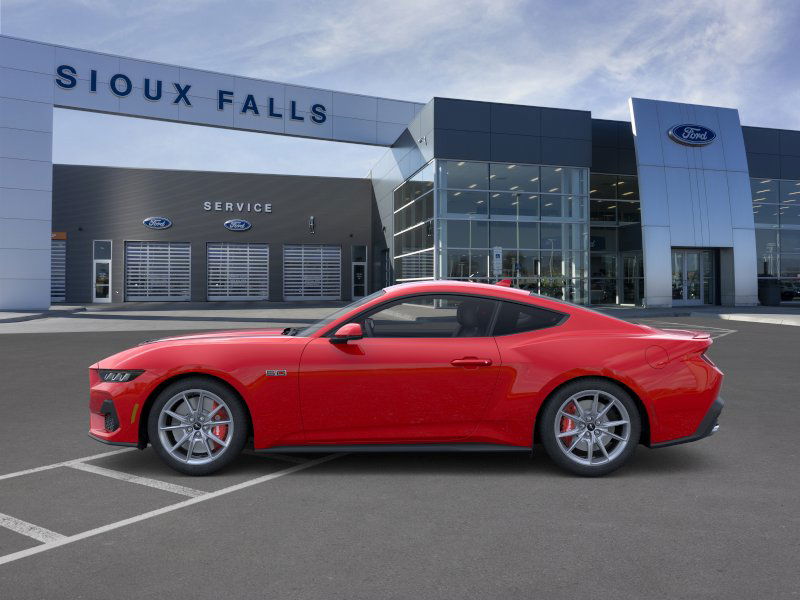 2025 Ford Mustang GT photo 3