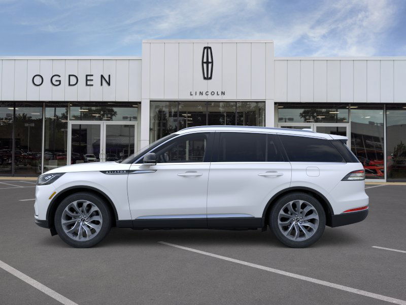2025 Lincoln Aviator Premiere photo 3