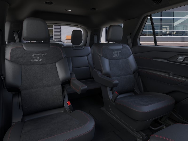 2026 Ford Explorer ST - Photo 35