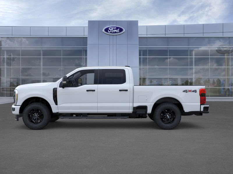 2025 Ford F-250 photo 3