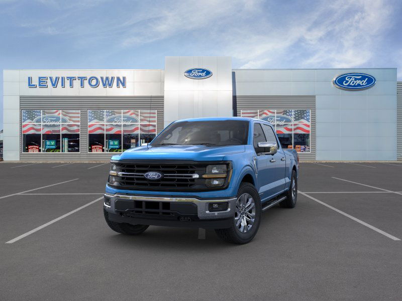 2025 Ford F-150 XLT photo 2