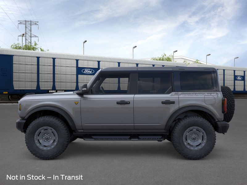 2025 Ford Bronco Badlands photo 3