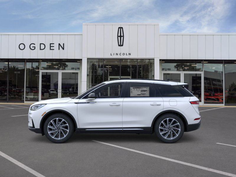 2025 Lincoln Corsair Premiere photo 2