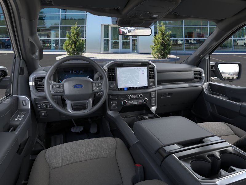 2025 Ford F-150 XLT - Photo 32