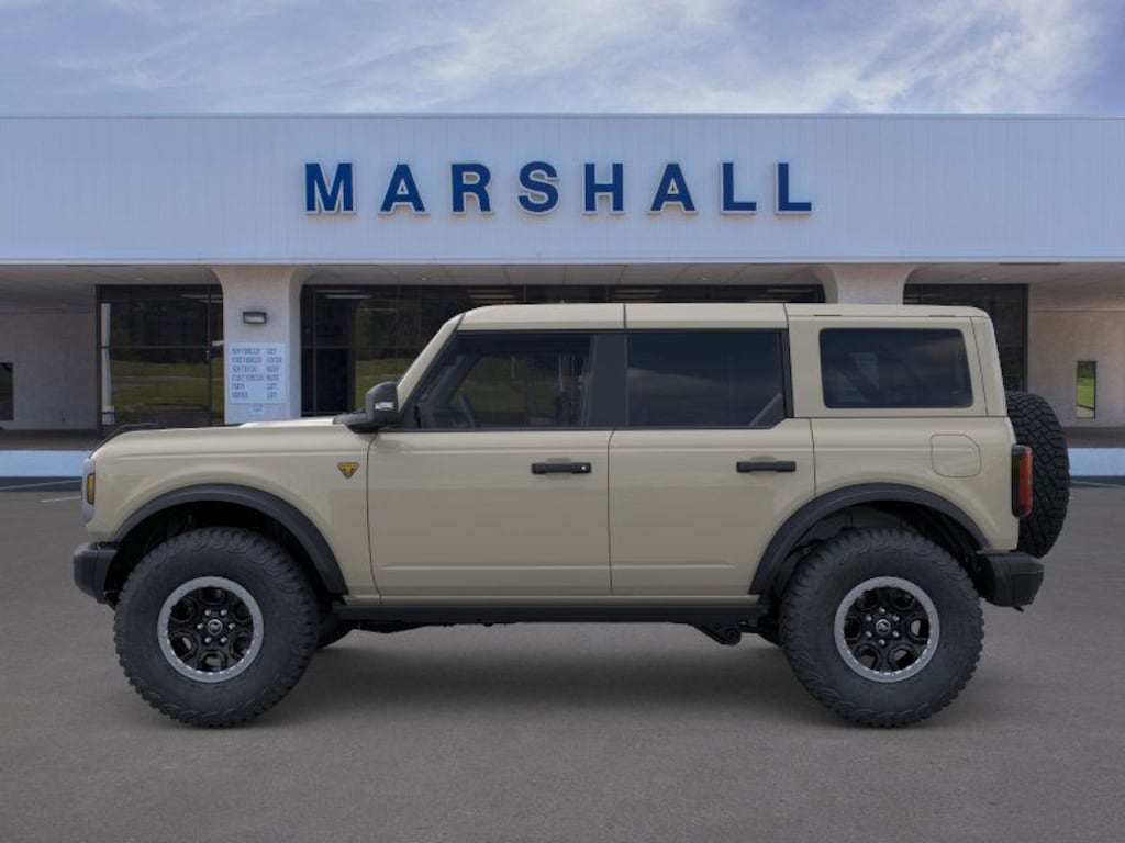 New 2025 Ford Bronco Badlands SUV