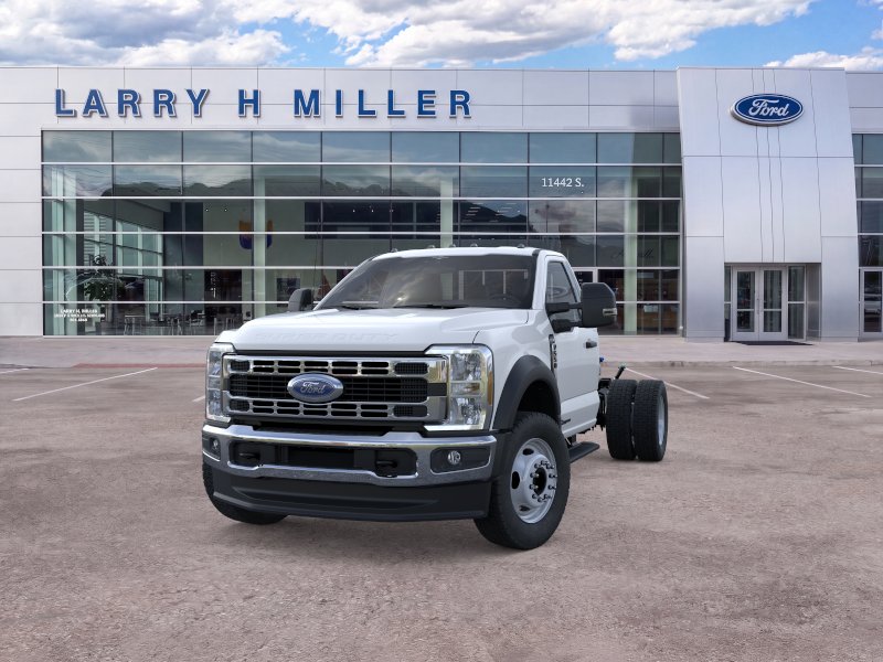 2025 Ford F-550 Super Duty Chassis Cab XL - Photo 24