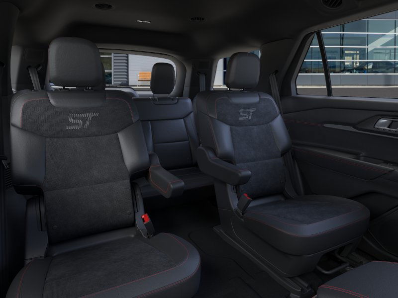 2026 Ford Explorer ST - Photo 35
