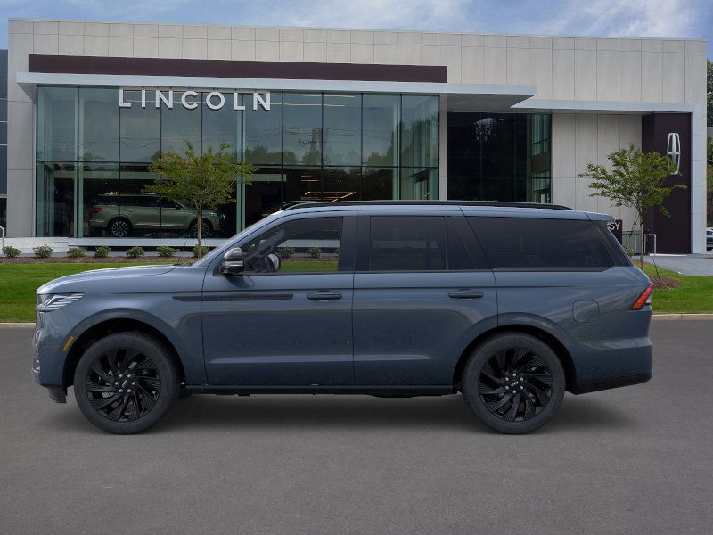 2025 Lincoln Navigator Reserve photo 3