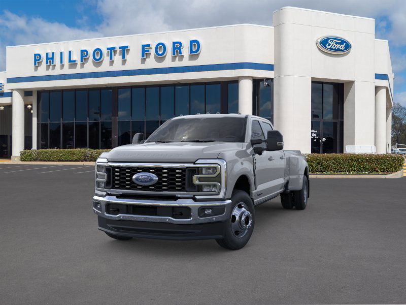 2025 Ford F-350 Lariat photo 2
