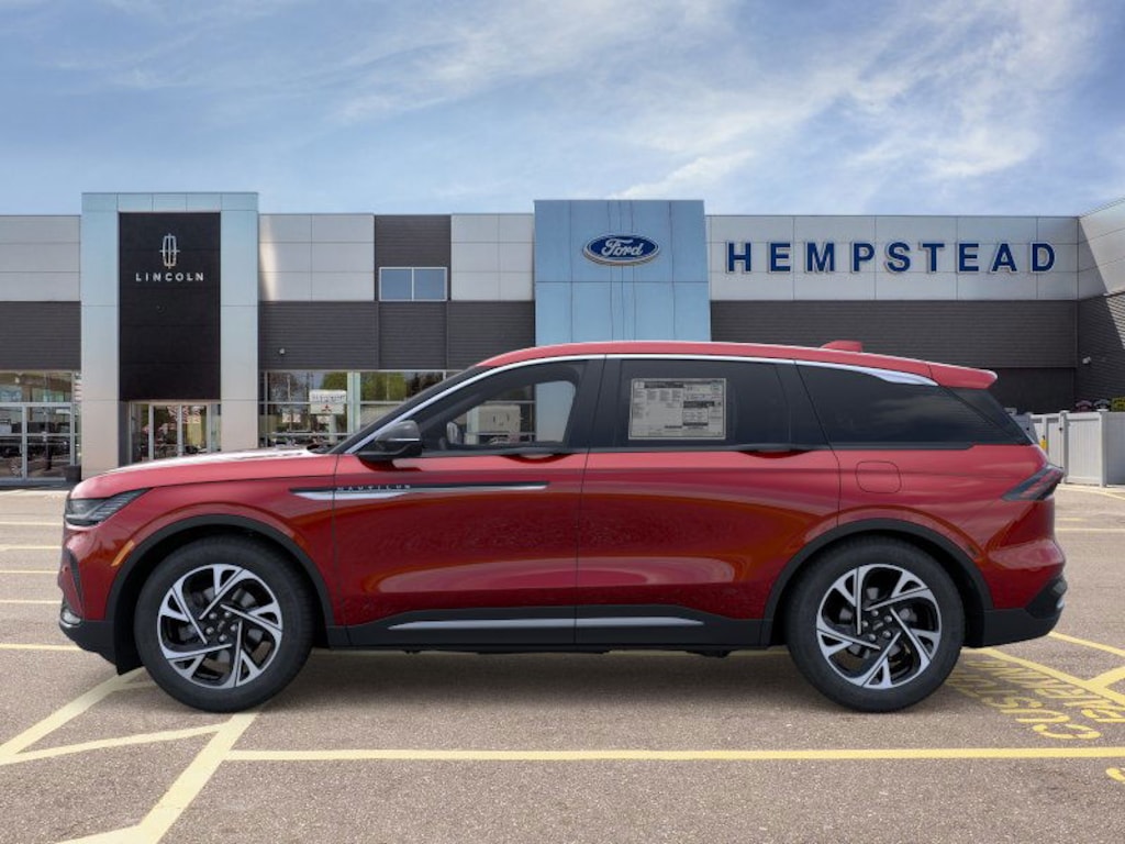 New 2025 Lincoln Nautilus Premiere SUV